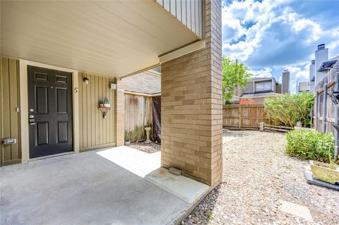 Photo of 1920 Augusta Drive #5, Houston, TX 77057 (MLS # 84500374)