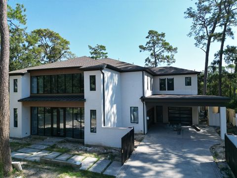 Photo of 710 Glen Echo Lane, Hedwig Village, TX 77024 (MLS # 8251019)