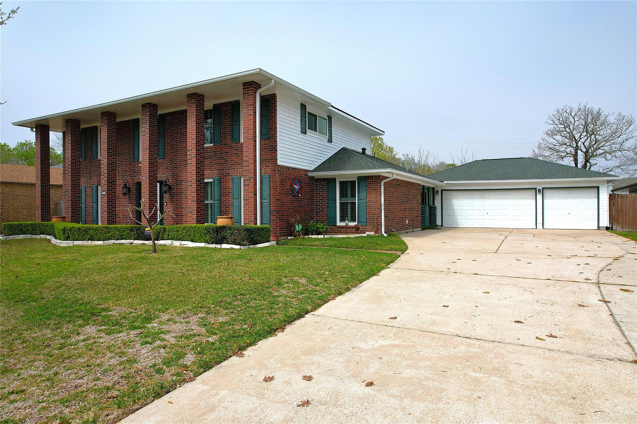 642 N Flamingo Drive