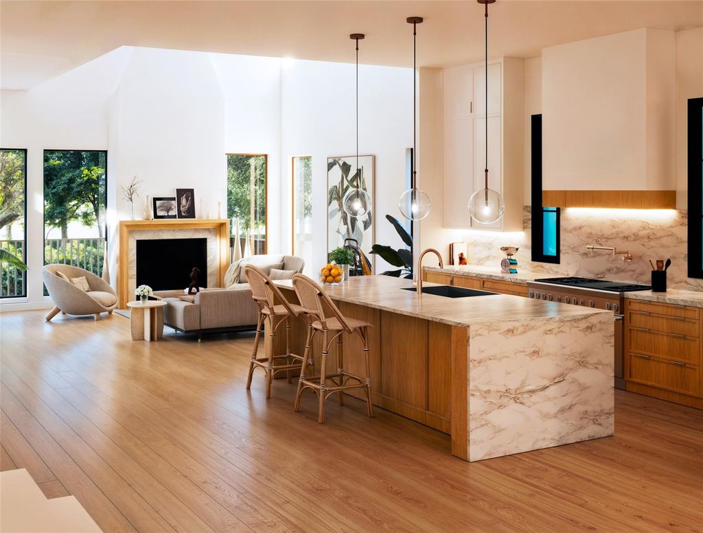 Photo of 3606 Aberdeen Way Way, Houston, TX 77025 (MLS # 95140505)