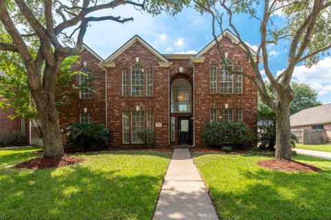 Homes For Sale - 4122 Casa Del Lago Drive<br/> Missouri City, TX 77459