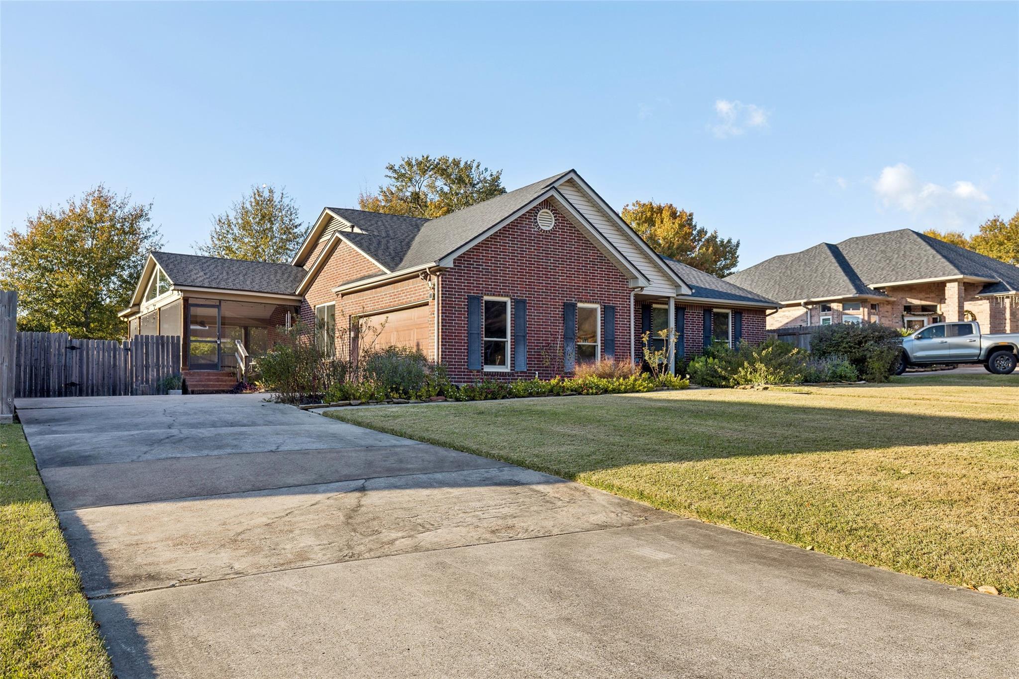 7112 Pleasure Lake Drive