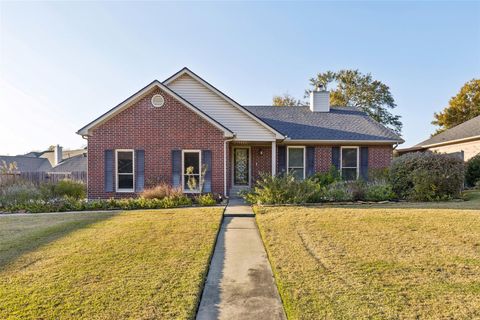 Photo of 7112 Pleasure Lake Drive, Willis, TX 77318 (MLS # 14156669)