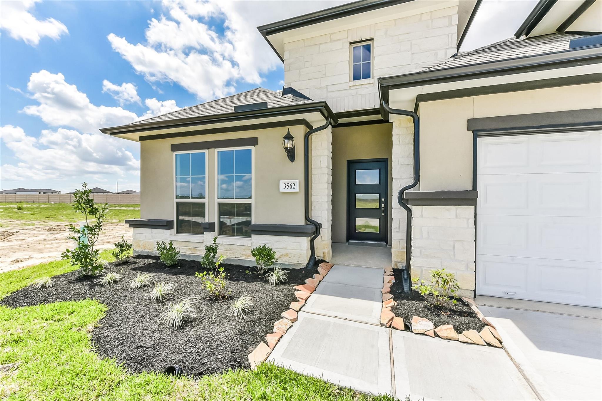 3562 Mount Scenery Lane