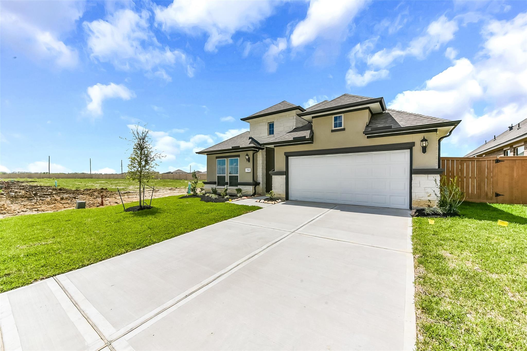 3562 Mount Scenery Lane
