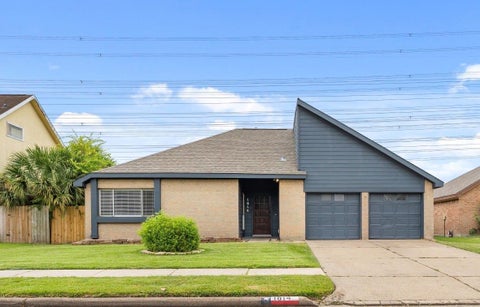 Photo of 1814 Wildwood Drive, Deer Park, TX 77536 (MLS # 48966935)