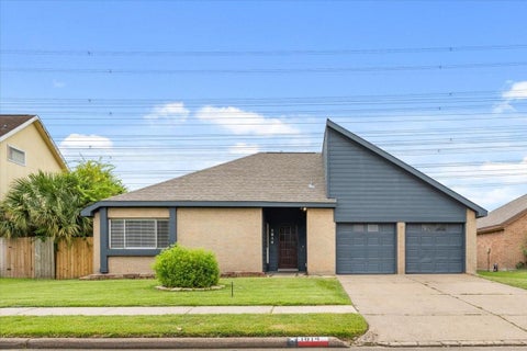 Photo of 1814 Wildwood Drive, Deer Park, TX 77536 (MLS # 48966935)