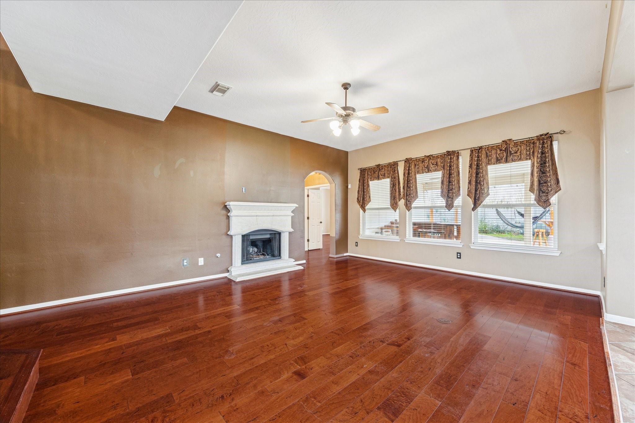 Pearland, Texas 77584, United States, 5 Bedrooms Bedrooms, ,4 BathroomsBathrooms,Residential,Active,256764