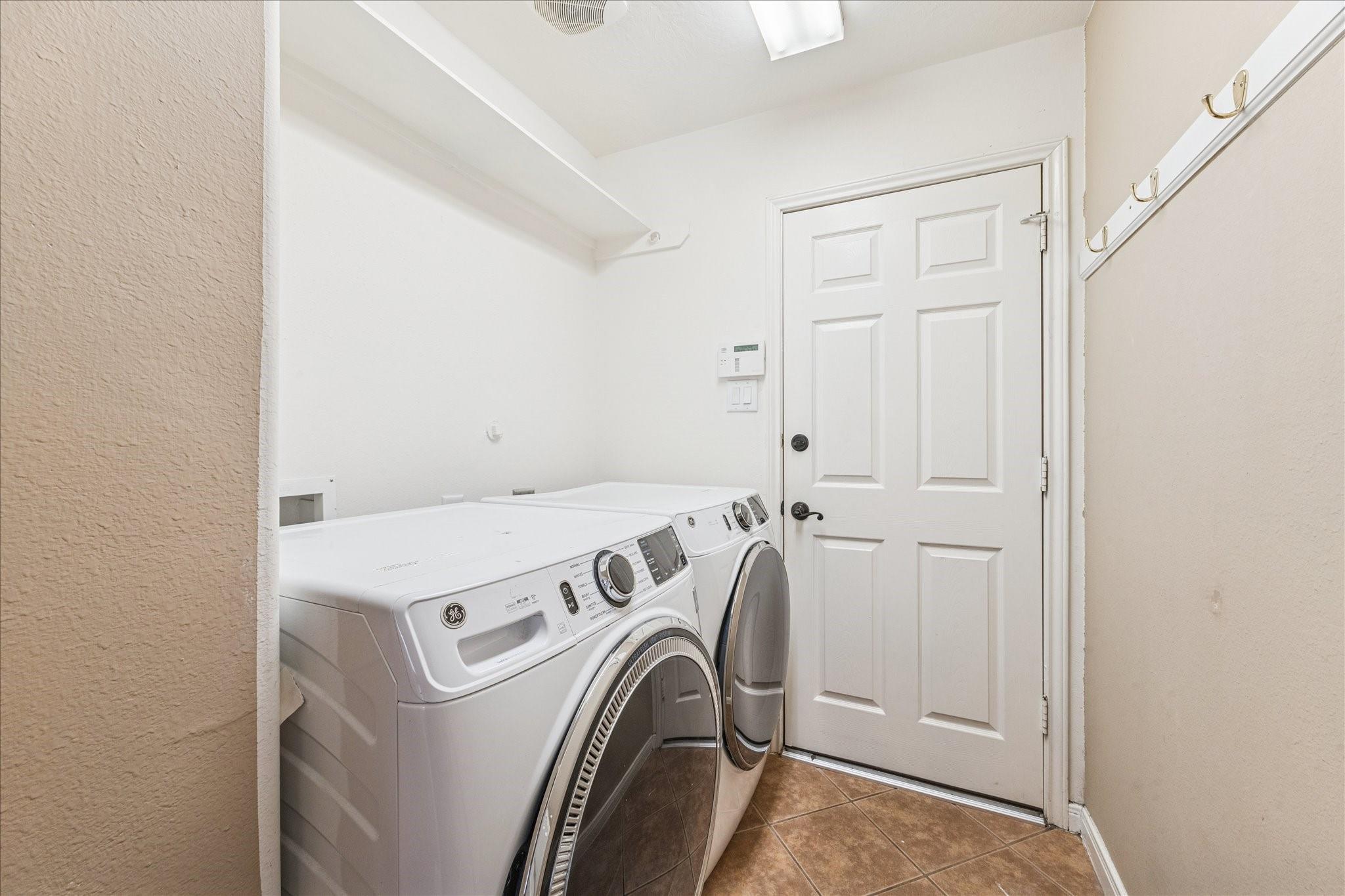 Pearland, Texas 77584, United States, 5 Bedrooms Bedrooms, ,4 BathroomsBathrooms,Residential,Active,256764