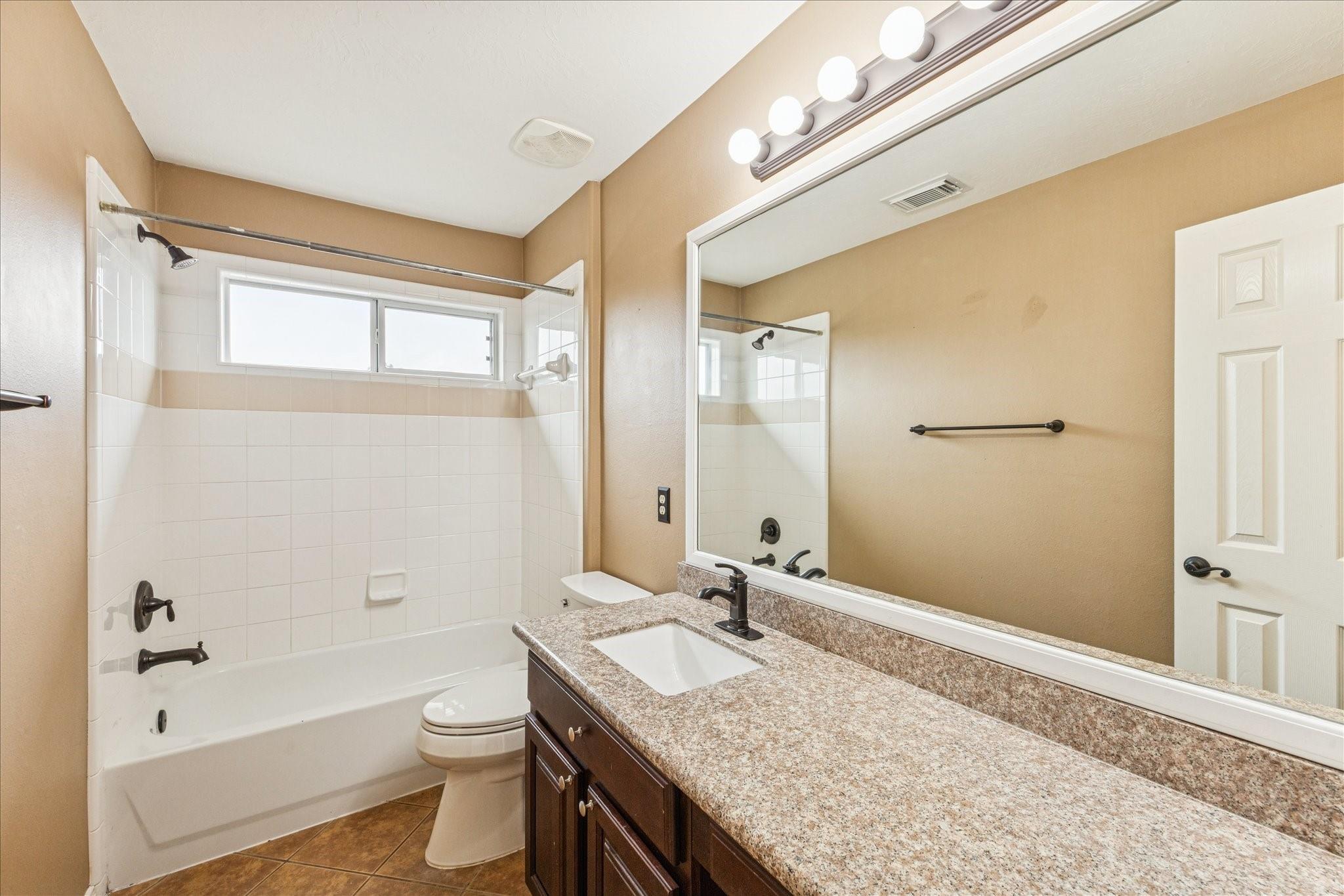 Pearland, Texas 77584, United States, 5 Bedrooms Bedrooms, ,4 BathroomsBathrooms,Residential,Active,256764