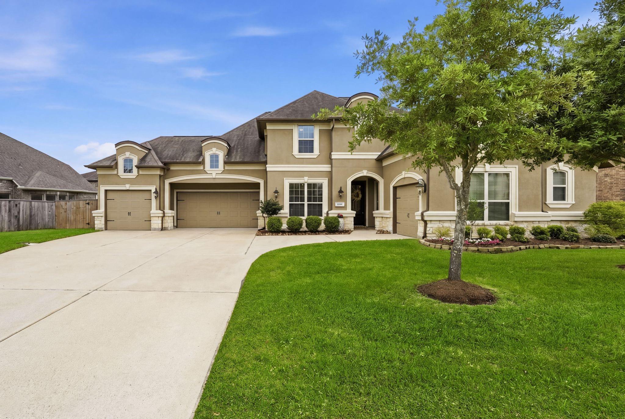 13611 Butterfly Bush Lane