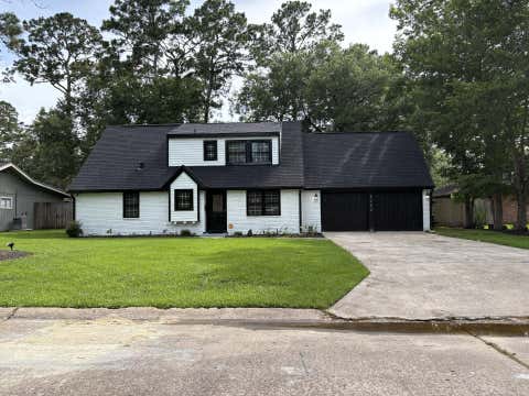 Photo of 3004 Woodland Drive, Dickinson, TX 77539 (MLS # 92613009)