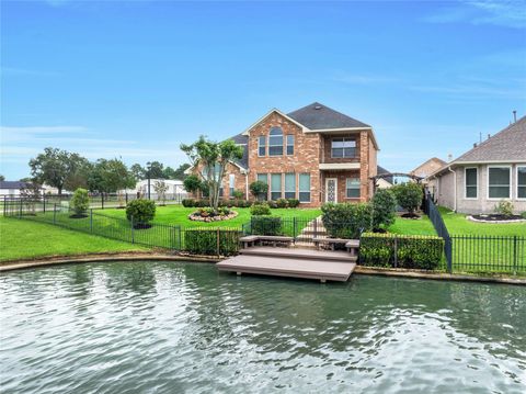 Photo of 17802 Harbour Bridge Point Drive, Cypress, TX 77429 (MLS # 23895884)