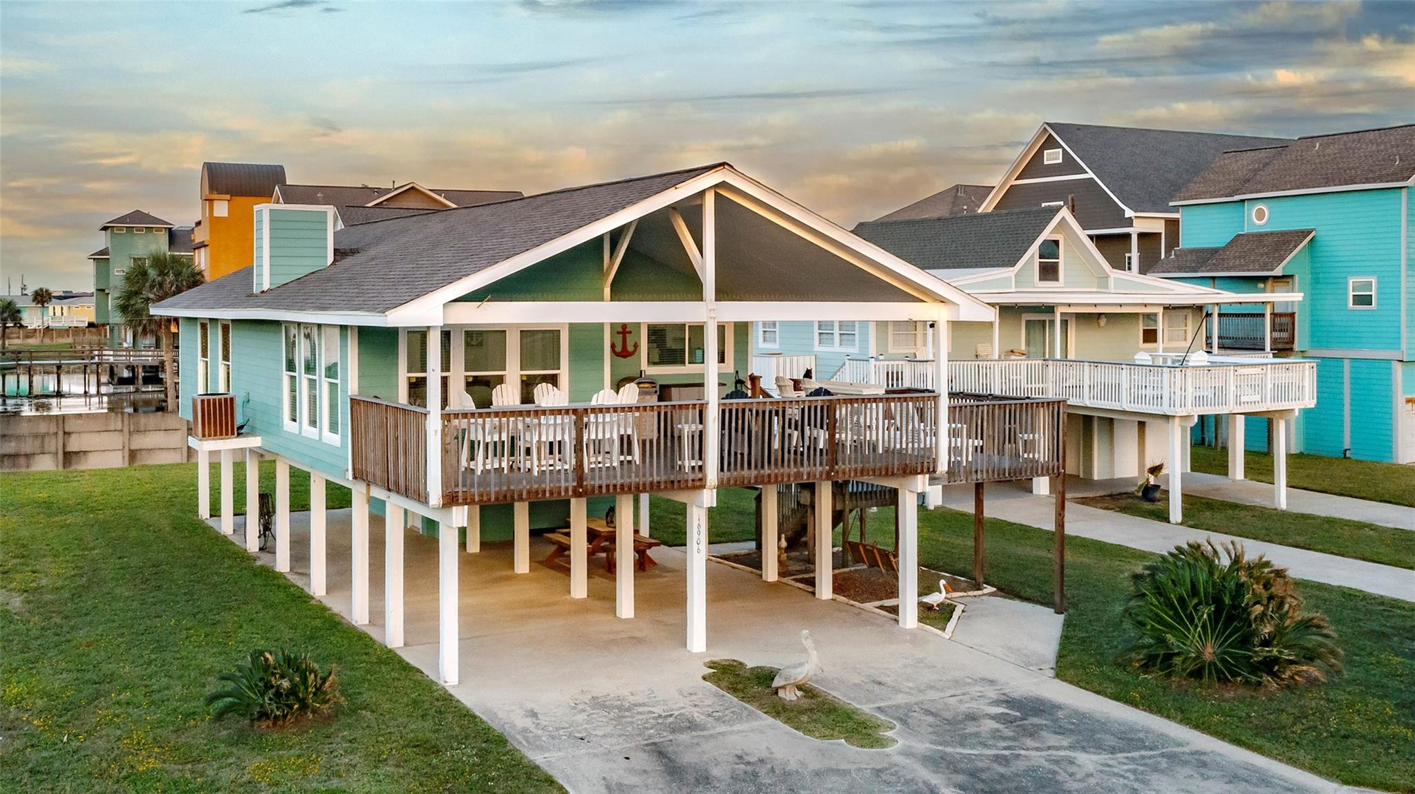 16906 Beachcomber Drive
