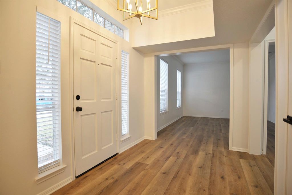 Photo of 1808 N Mission Circle, Friendswood, TX 77546 (MLS # 28134300)