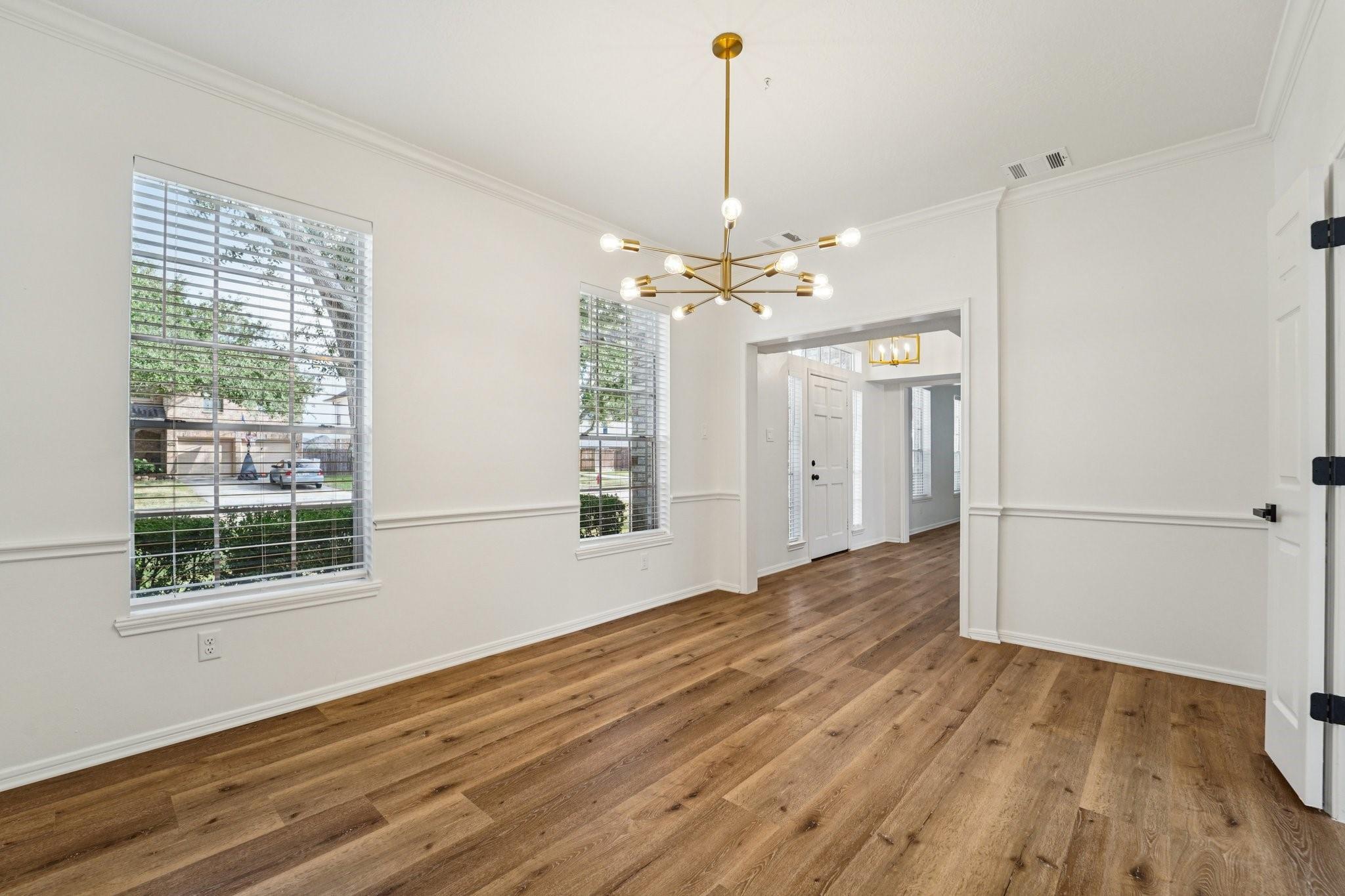 1808 N Mission Circle