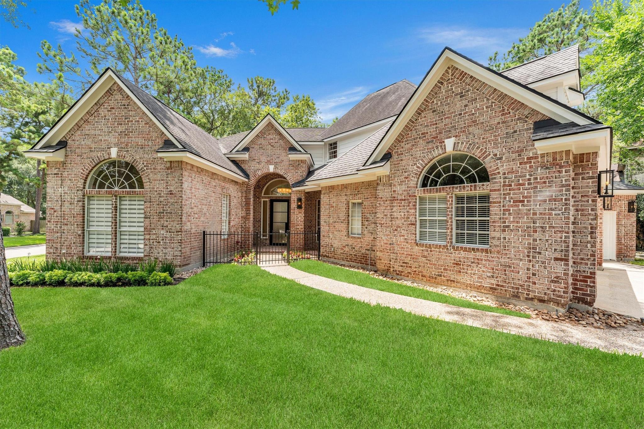 18 Floret Court