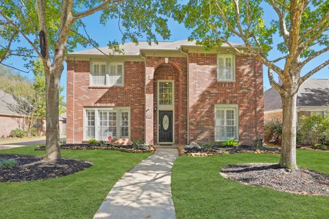 Photo of 17710 Noble Oak Court, Houston, TX 77095 (MLS # 87938430)