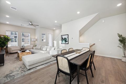 Photo of 3087 Hicks Street, Houston, TX 77007 (MLS # 77273840)