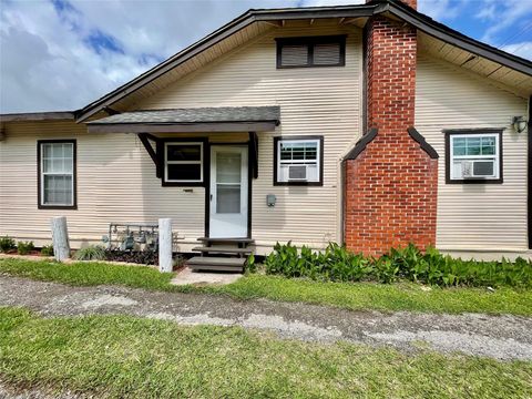 Photo of 6912 Avenue C #2, Houston, TX 77011 (MLS # 33430971)