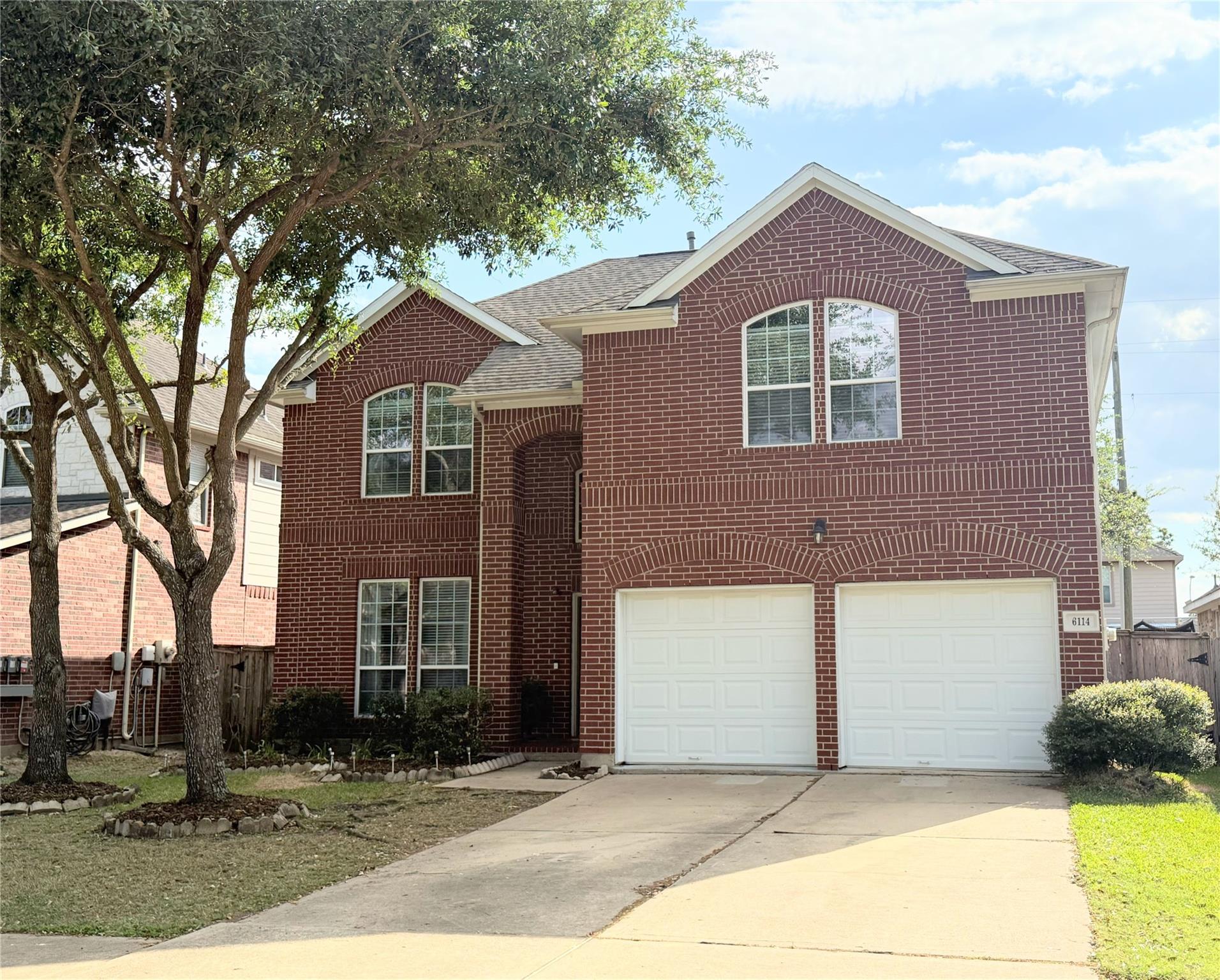 6114 Hollydale Ridge Lane