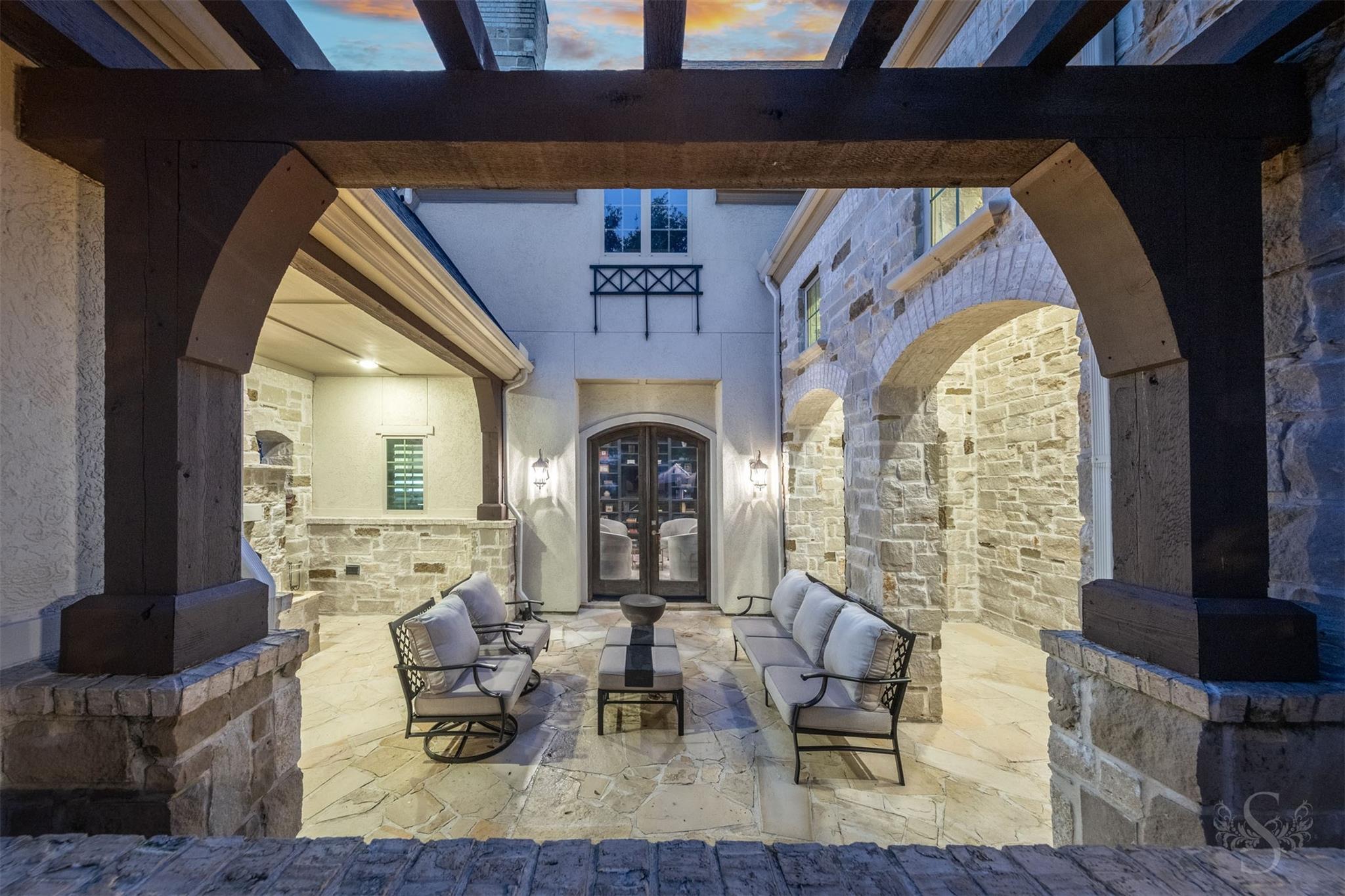 28606 Tracewood Court