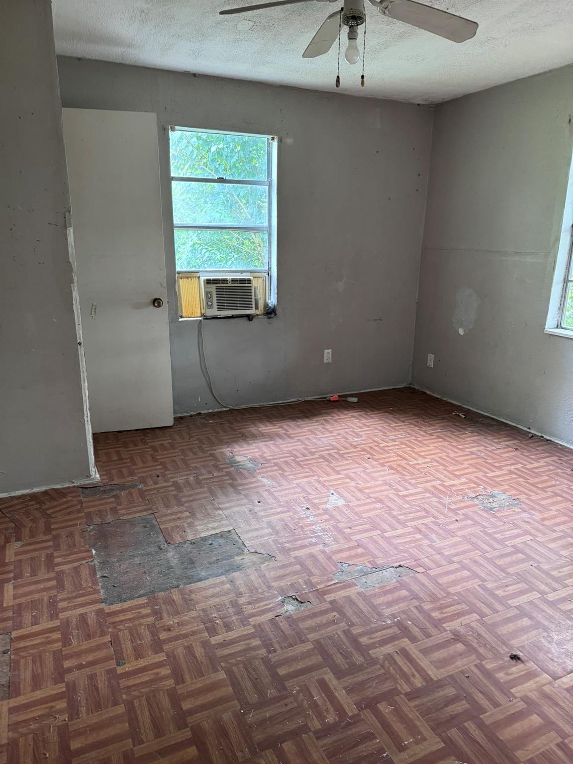 13015 Woody Road