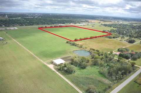 Vacant Land For Sale - Nordeen Street<br/> El Campo, TX 77437