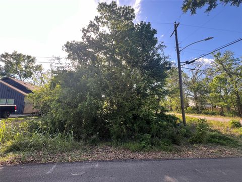 Photo of 0 Observatory Street, Houston, TX 77088 (MLS # 19562595)