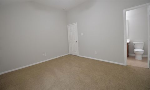 Tiny photo for 712 Almond Pointe, League City, TX 77573 (MLS # 54994375)