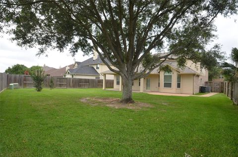 Tiny photo for 712 Almond Pointe, League City, TX 77573 (MLS # 54994375)