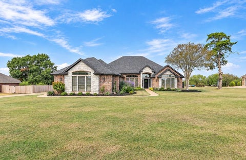 Photo of 4021 Austins Estates Drive, Bryan, TX 77808 (MLS # 51229138)