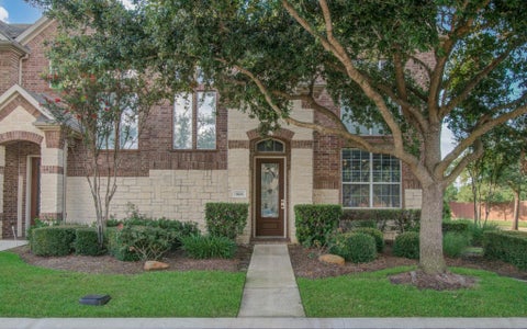 Photo of 9106 Sunlight Oak Lane, Houston, TX 77070 (MLS # 70218271)