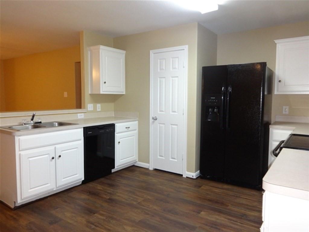 4530 Nueces River Loop