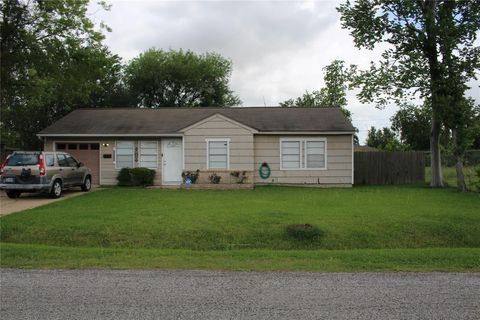 Photo of 13307 Force Street, Houston, TX 77015 (MLS # 23734874)