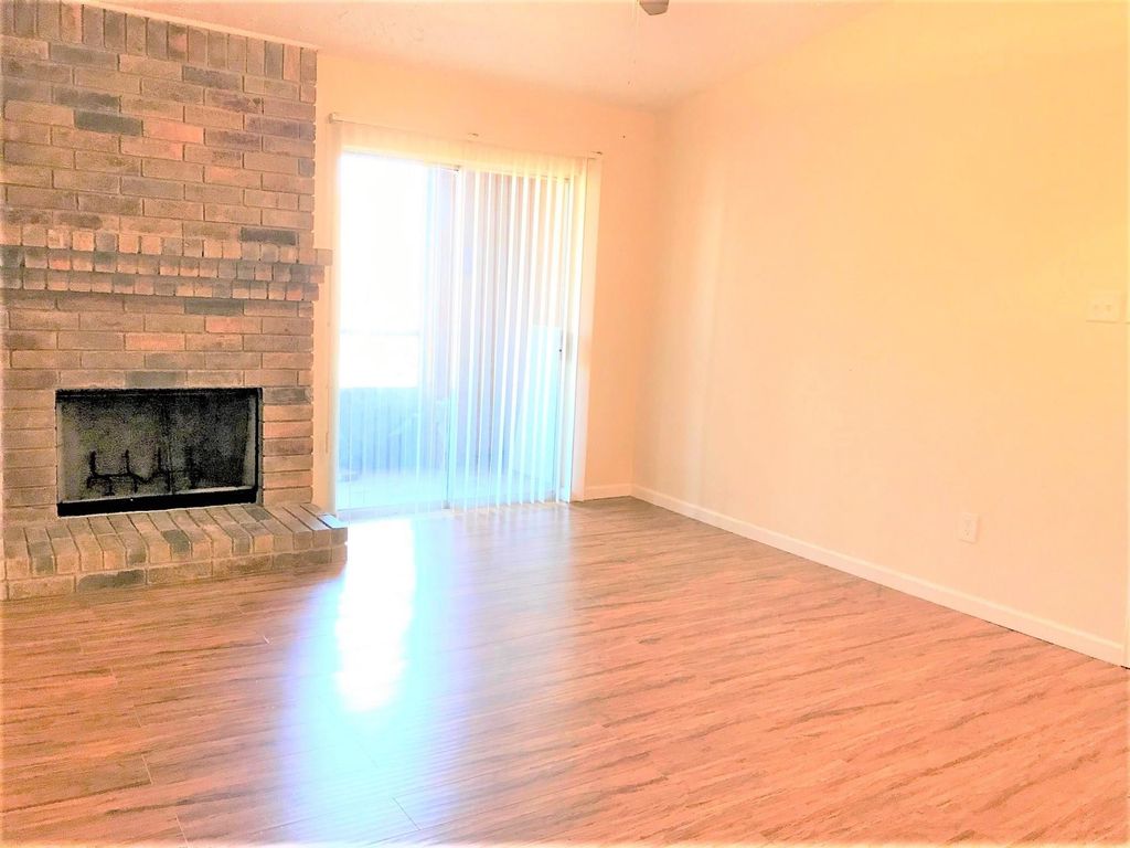 Photo of 10555 Turtlewood Court #2403, Houston, TX 77072 (MLS # 70552813)