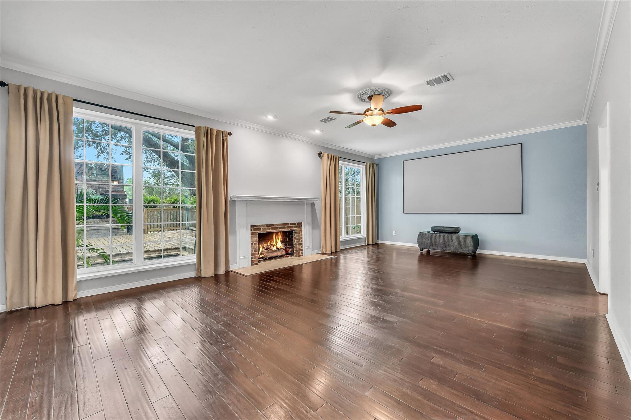 2111 Riverside Drive