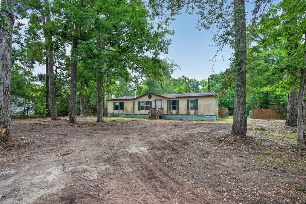Photo of 18265 Split Oak Circle, New Caney, TX 77357 (MLS # 45074639)