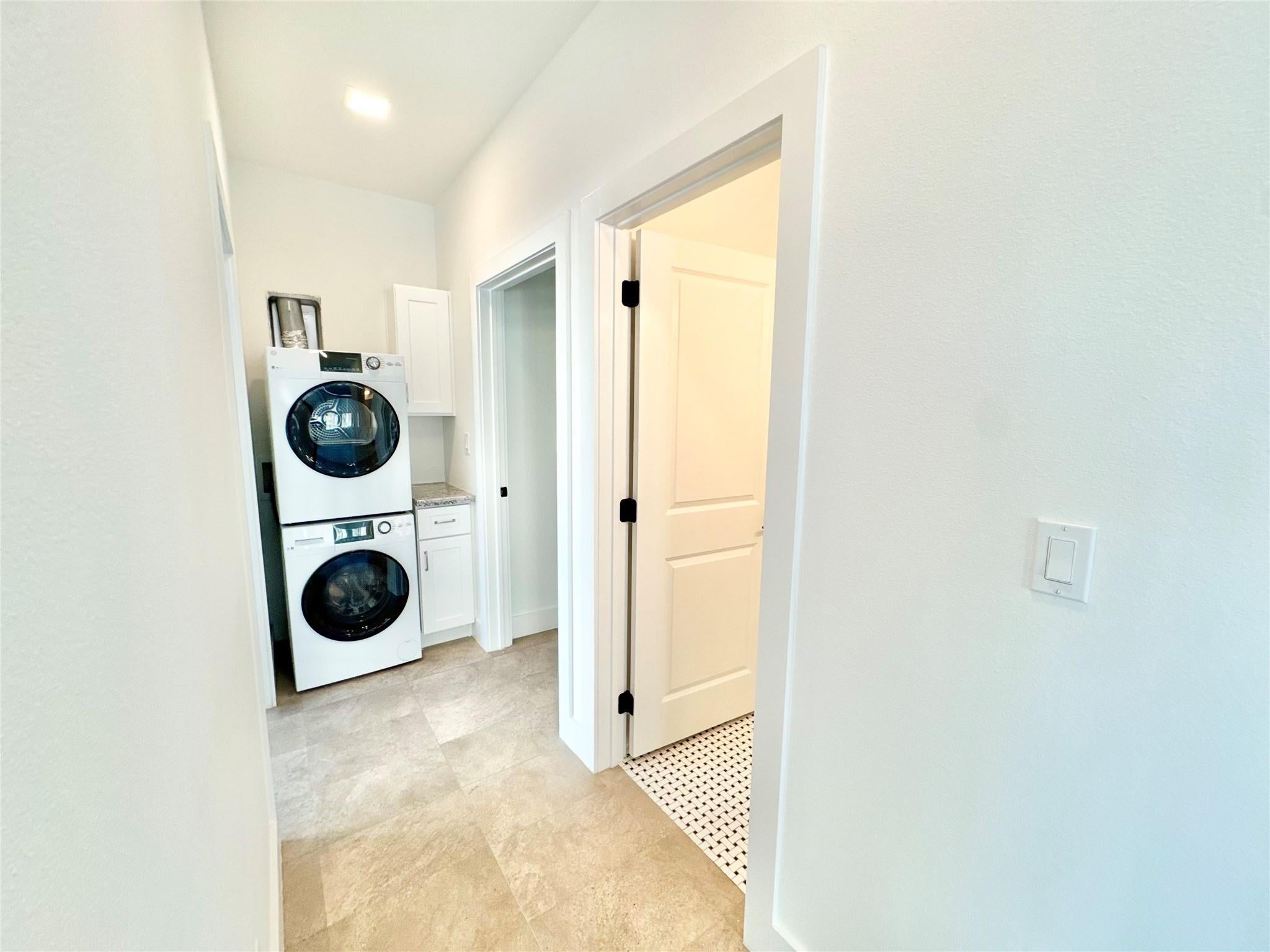 2102 Mechanic Street 205