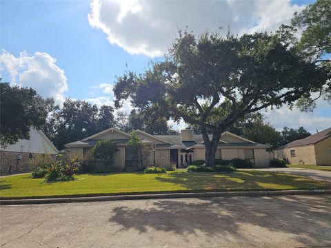 Photo of 3415 Palm Desert Lane, Missouri City, TX 77459 (MLS # 17203963)