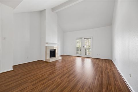 2100 Tanglewilde Street 286 Houston TX 77063