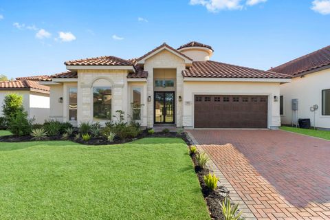 Photo of 15922 Bridges Fairway Lane, Houston, TX 77068 (MLS # 35923458)