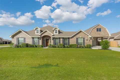 Photo of 2118 Gilbert Road, League City, TX 77539 (MLS # 57564123)