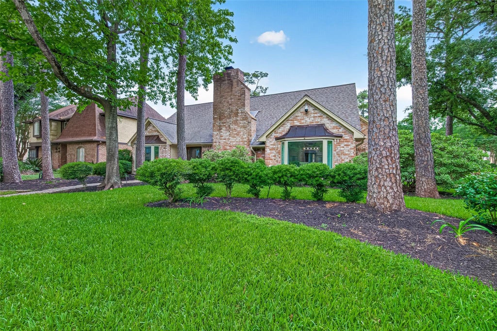 Photo of 12302 S Moorcreek Drive, Houston, TX 77070 (MLS # 44254094)