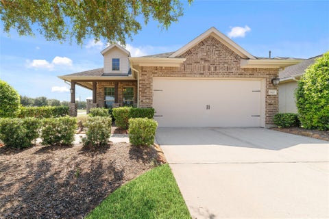 Homes For Sale - 5503 Keystone Bay Court<br/> Fulshear, TX 77441