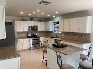 2111 Quail Place Drive