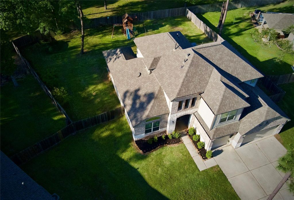 Photo of 59 Beaconsfield Drive, Magnolia, TX 77355 (MLS # 10991808)