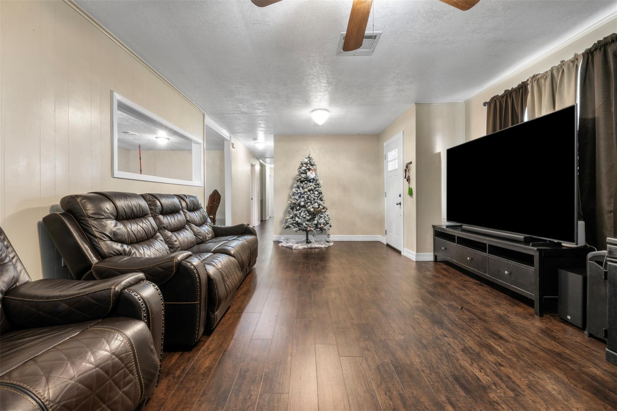 12711 33rd Street