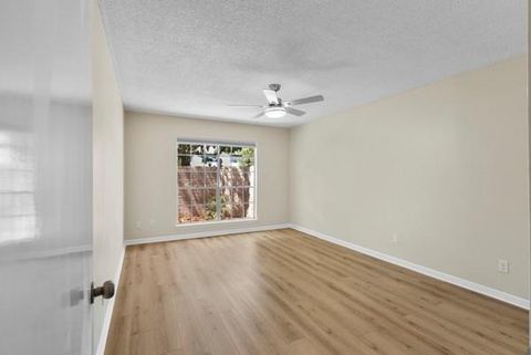 Tiny photo for 2701 Bellefontaine Street, Houston, TX 77025 (MLS # 21515501)