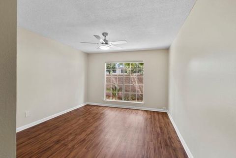 Tiny photo for 2701 Bellefontaine Street, Houston, TX 77025 (MLS # 21515501)